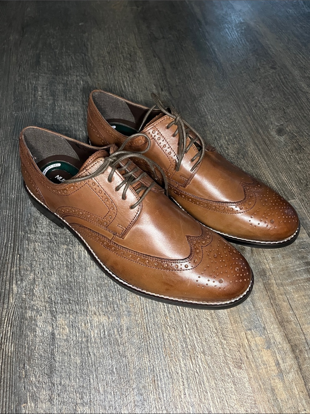 Nunn Bush Tan Leather Wingtip Derby Oxfords
